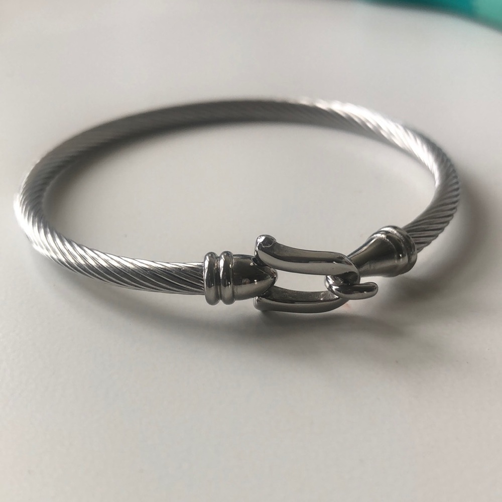 The Styled Collection Anchor Cable Bangle